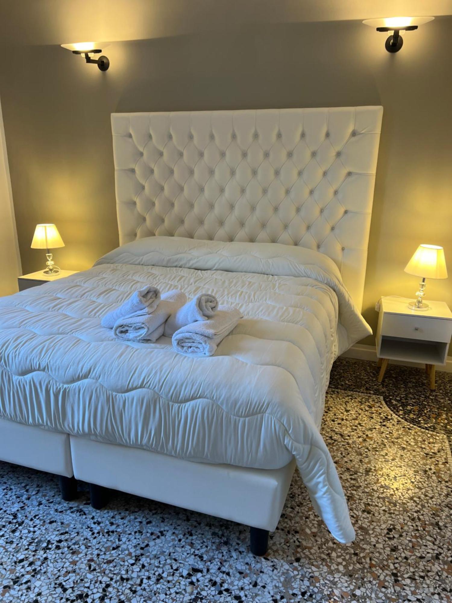 Luxury Room Anelli Center Of Roma Екстериор снимка